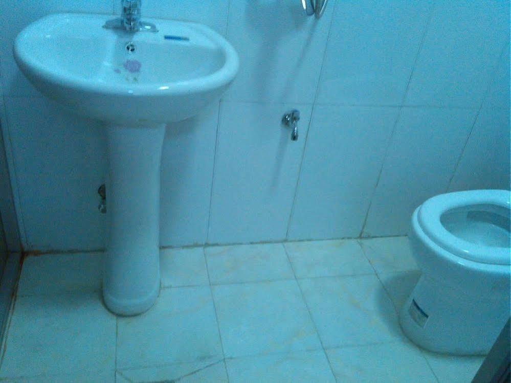 Red Maple Hotel- Jiujiang Jiujiang  Buitenkant foto
